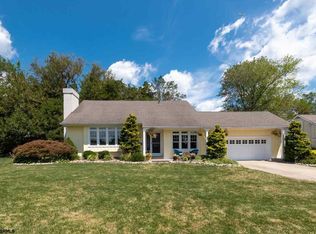 200 E Hemlock Ave, Linwood, NJ 08221
