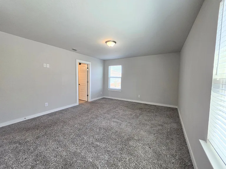 724 Fort Leonard — Photo 14