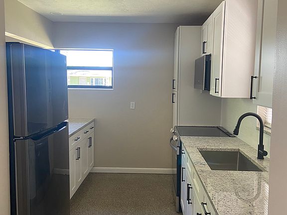 5th image of 4603 S Shamrock Rd