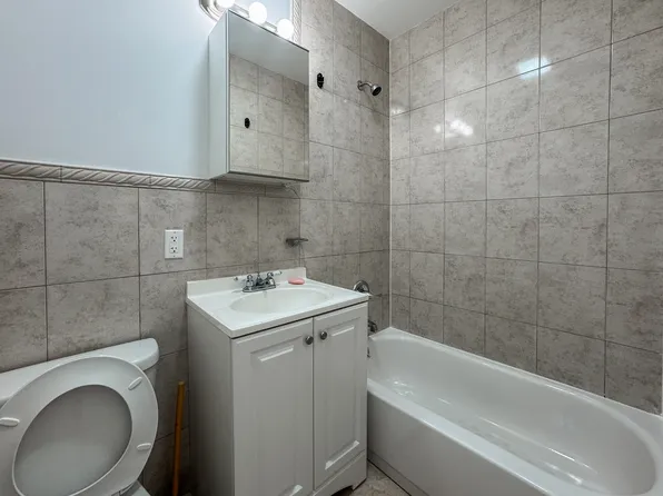 126 Withers Street image 16 of 26