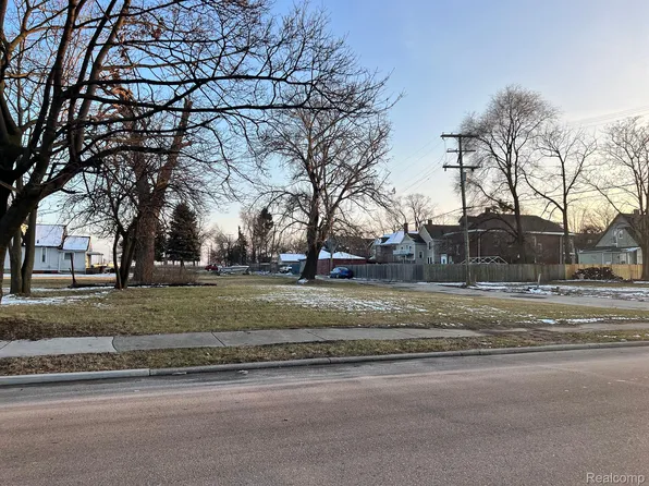 3525 Porter St, Detroit, MI 48216