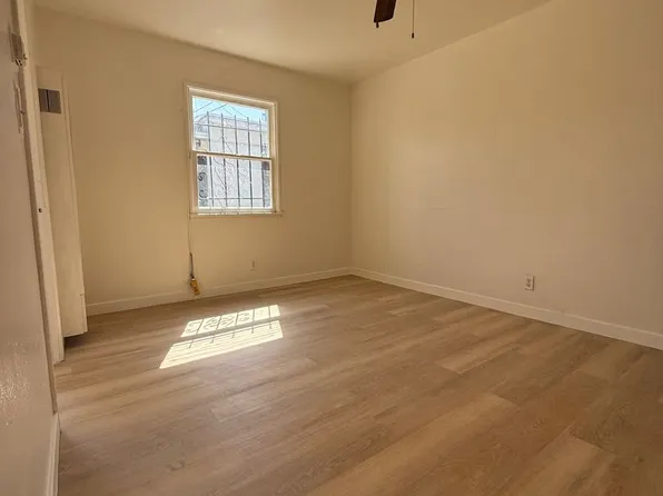 325 W. 50th St., 324 W 50th St Unit 1/2, Los Angeles, CA 90037