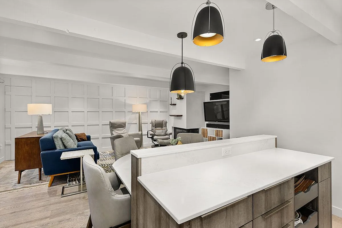 1 bed, 640 sqft, $10,000 — Photo 4