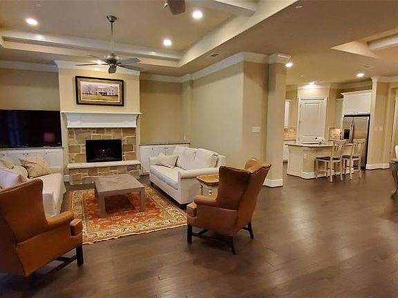 2nd image of 419 Watermere Dr