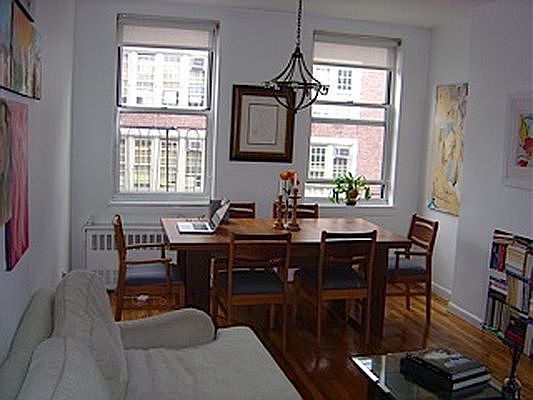 2nd image of 317 W 21st St APT 1A