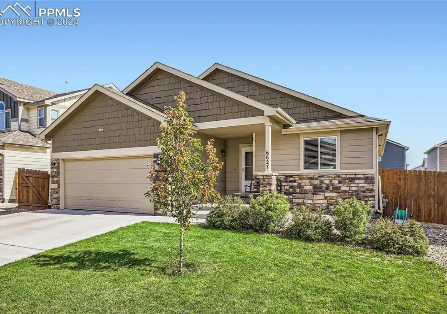 6627 Mandan Dr — Photo 1