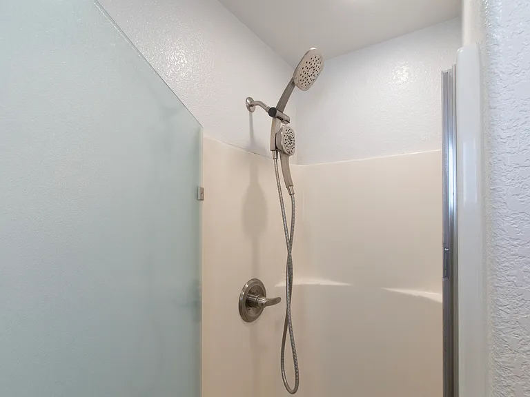 North bath shower