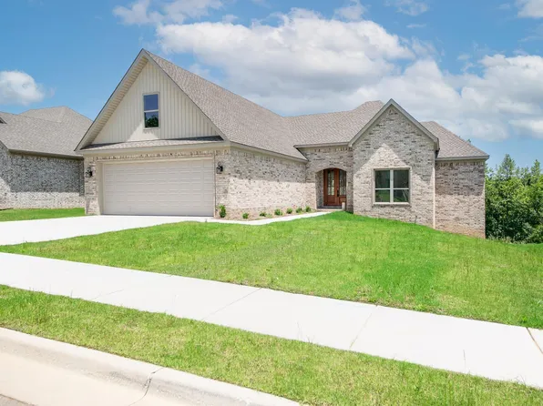 556 Valley Oak Dr, Sherwood, AR 72120