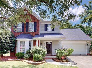 1838 Chinchester Ln, Charlotte, NC 28270