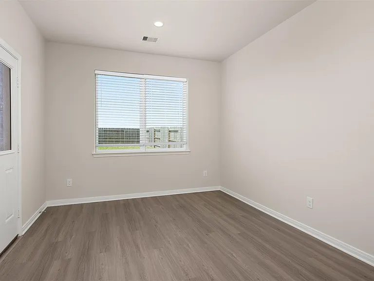 14213 Freeboard Dr — Photo 11