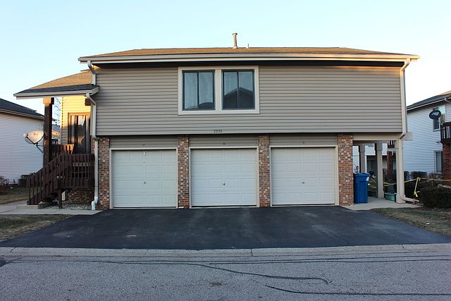1st image of 1351 Kingsbury Dr Unit 4