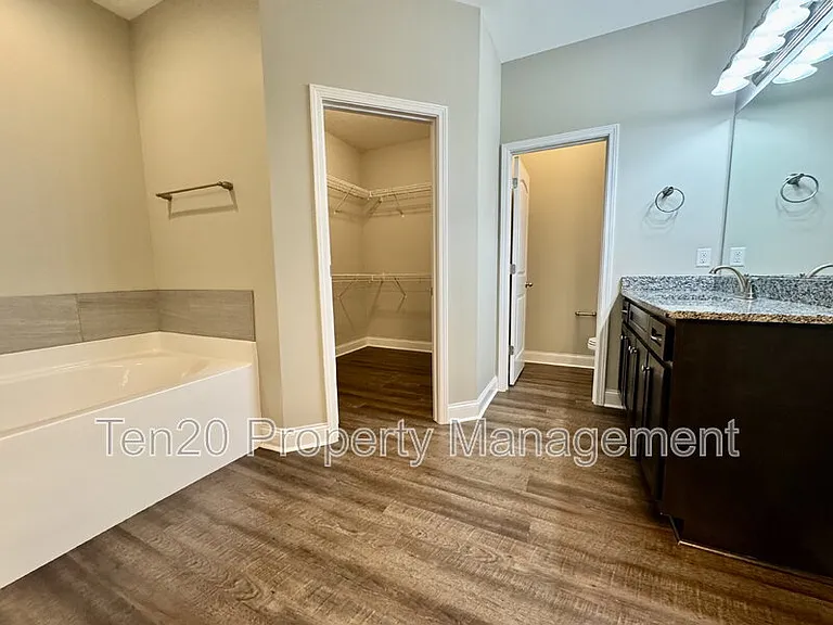 488 Lee Road 288 — Photo 16