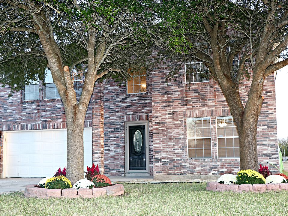 1st image of 802 Siebert Dr