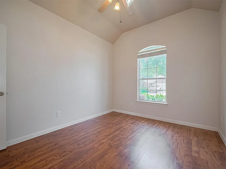 21406 Rioja Bluff Ln — Photo 17