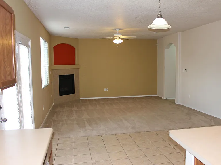 1829 Cortina Loop SE — Photo 8