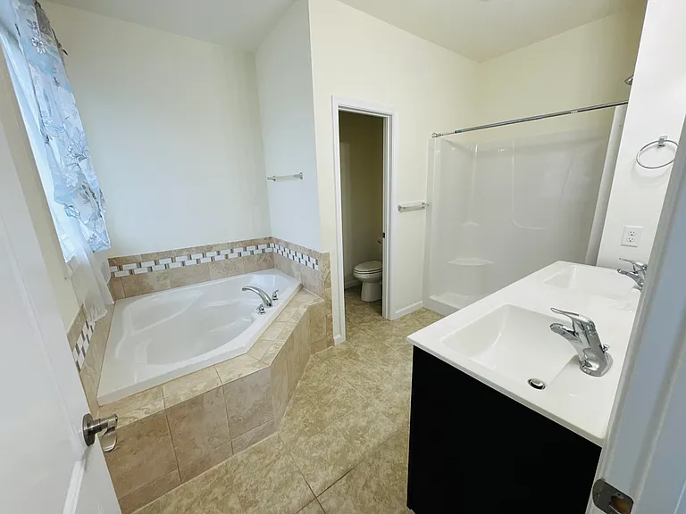 557 W Birdie Ln — Photo 22