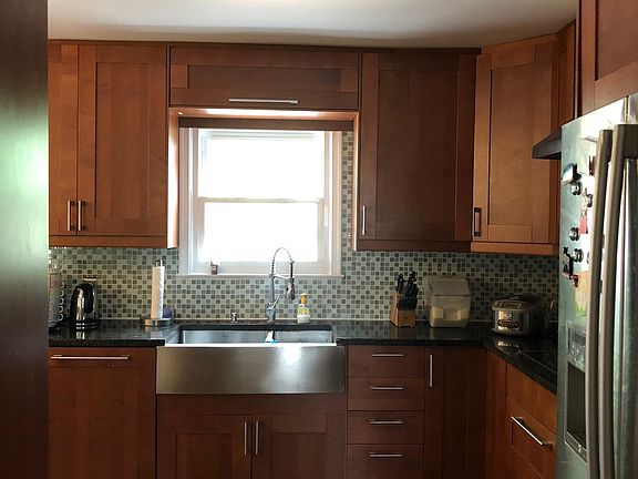 5th image of 21 Marwood Ct
