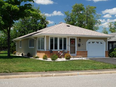 41 Guadeloupe Drive, Toms River, NJ, 08757