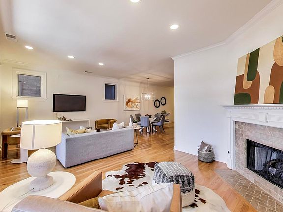 5th image of 2719 N Halsted St #2