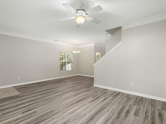 4th image of 206 Chinquapin Dr