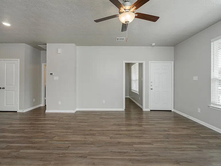 2047 Vintage Farms Way #1 — Photo 6