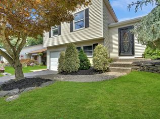 20 Mast Dr, Barnegat, NJ 08005