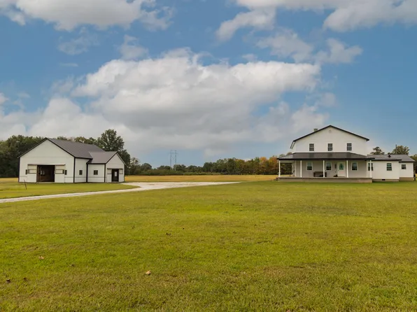3751 Kendall Springs Rd, Owingsville, KY 40360