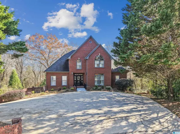 709 Cunningham Cir, Trussville, AL 35173