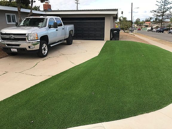 (N) Facing Front Yard