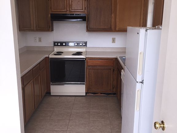 5th image of 2501 Marlin Dr