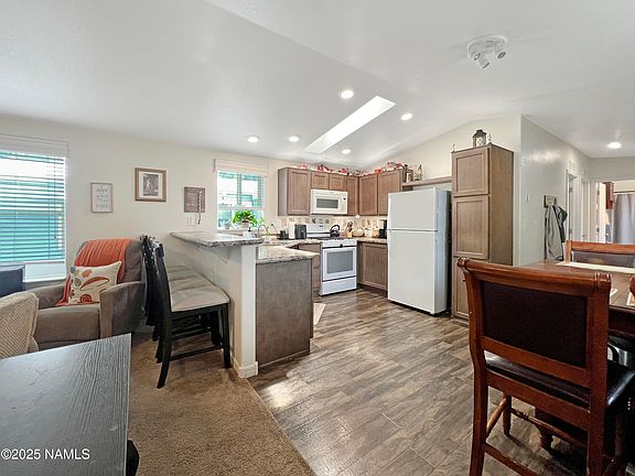 4th image of 1450 W Kaibab Ln Lot 157