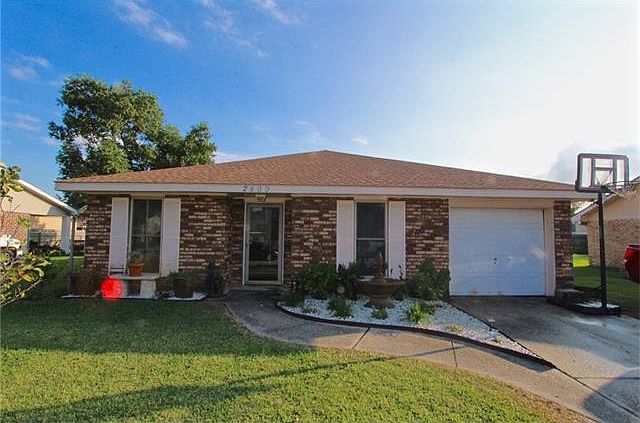 1st image of 2809 Sieglinde Ct