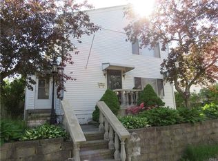 32 Griffing Ave, Danbury, CT 06810