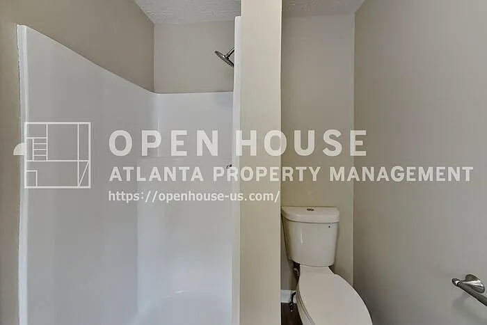 3468 Erin Gln NW — Photo 15