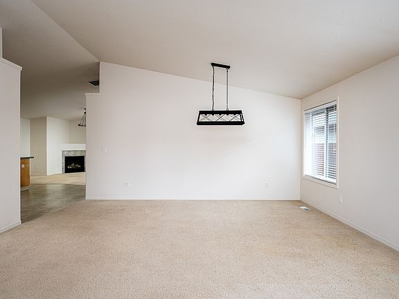 3rd image of 5110 NE 129th Ave
