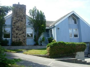 1363 Chatham Ln, Oak Harbor, WA 98277