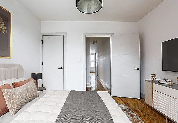 3rd image of 1223 Atlantic Ave #3C