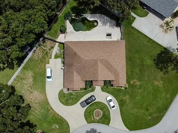 4 WESTON ROAD, LEESBURG, FL 34748