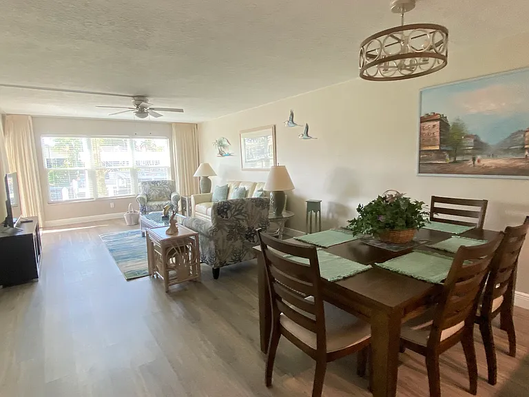 4924 Tudor Dr #101 — Photo 15