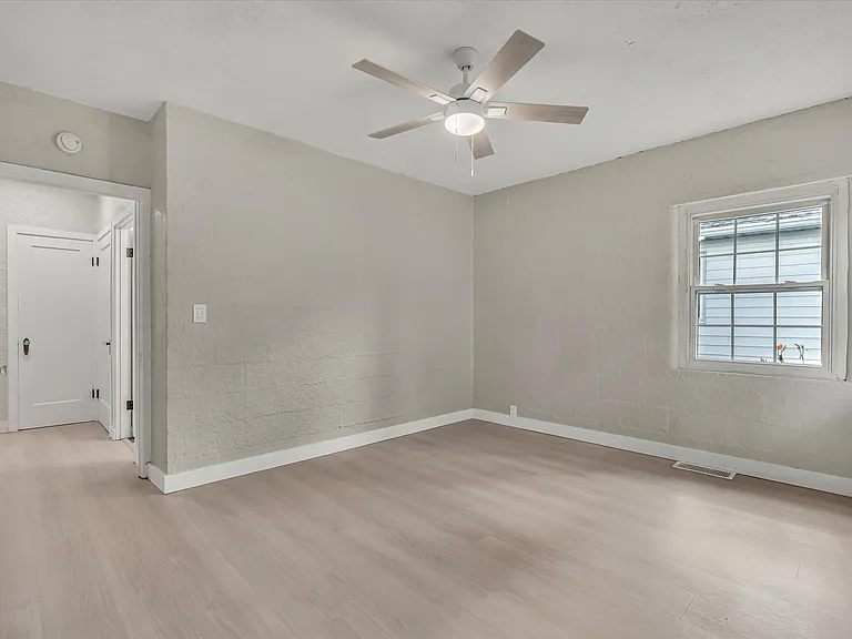 1708 Woodland Ave — Photo 23