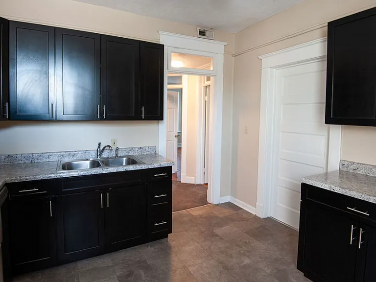 521 N Washington St — Photo 5