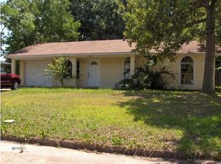 1303 Commanche St, Pascagoula, MS 39581