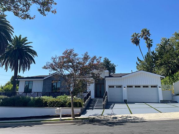 5th image of 4635 Brewster Dr
