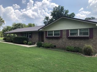 225 E Grove St, Magazine, AR 72943