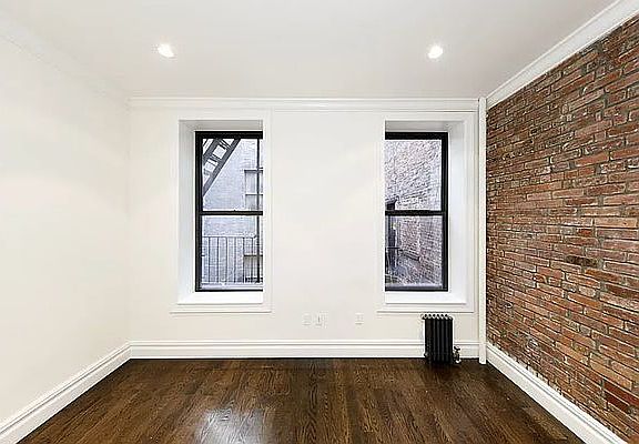 4th image of 128 2nd Ave APT A2
