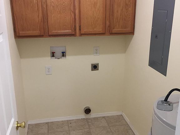 Utility/laundry room