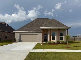 38486 Queen St, Prairieville, LA 70769