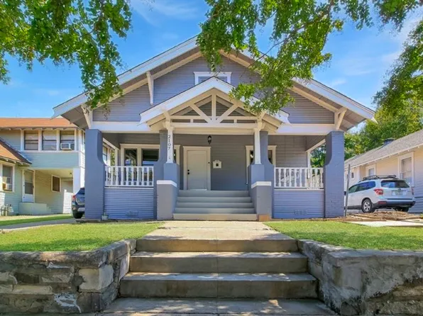 2107 College Ave, Fort Worth, TX 76110