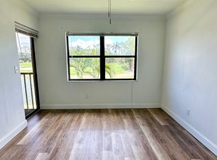 7360 Saint Ives Way APT 2209, Naples, FL 34104