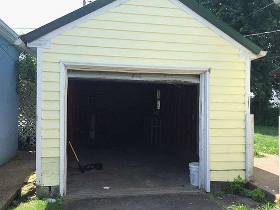 1 car detached garage_01132023